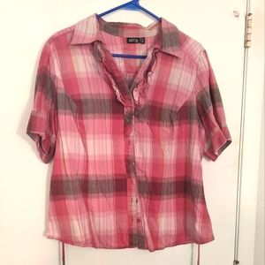 😍BOGO FREE😍 Plaid empire-waist button-down